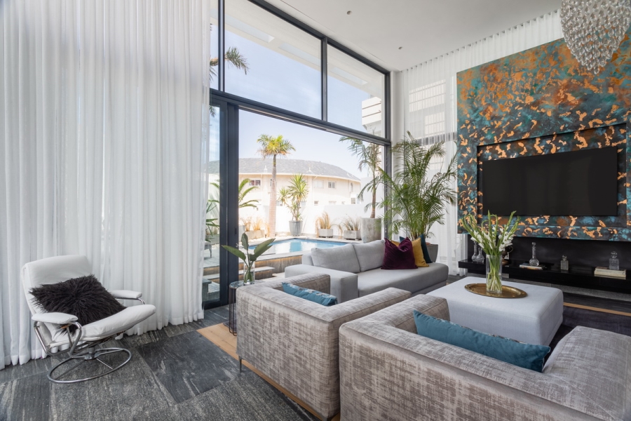 3 Bedroom Property for Sale in Bantry Bay Western Cape